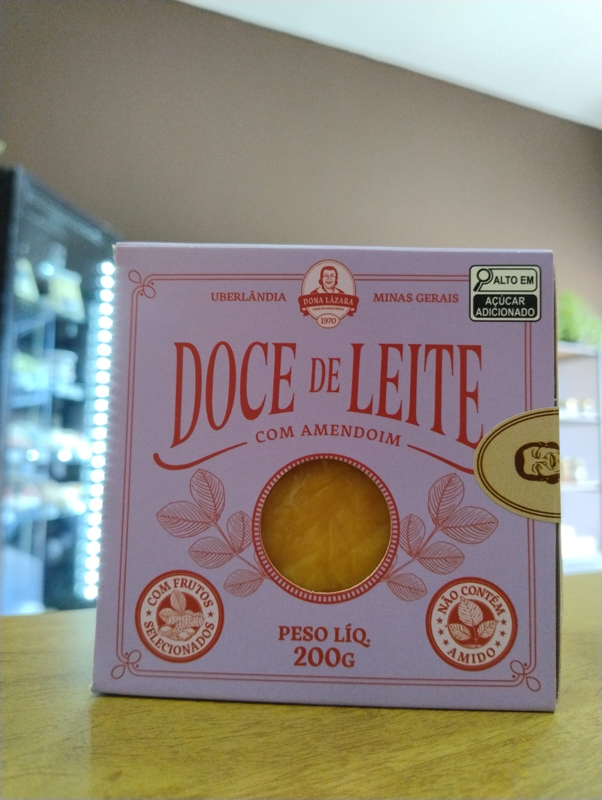 DOCE DE LEITE COM AMENDOIM - MINIBOX 200G