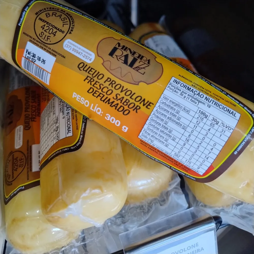 QUEIJO PROVOLONE DEFUMADO - MINEIRA RAIZ 300G