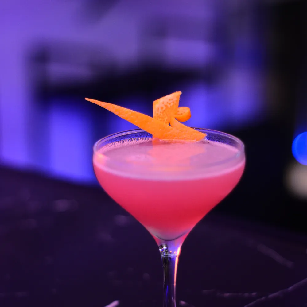 COSMOPOLITAN 
