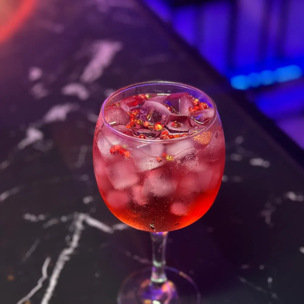GIN TÔNICA RED