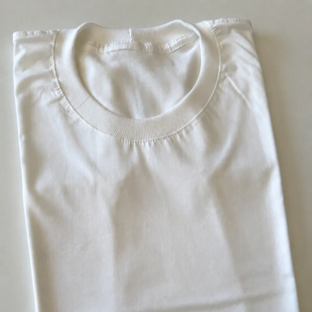 Tshirt Algodão Premium Lisa - Off
