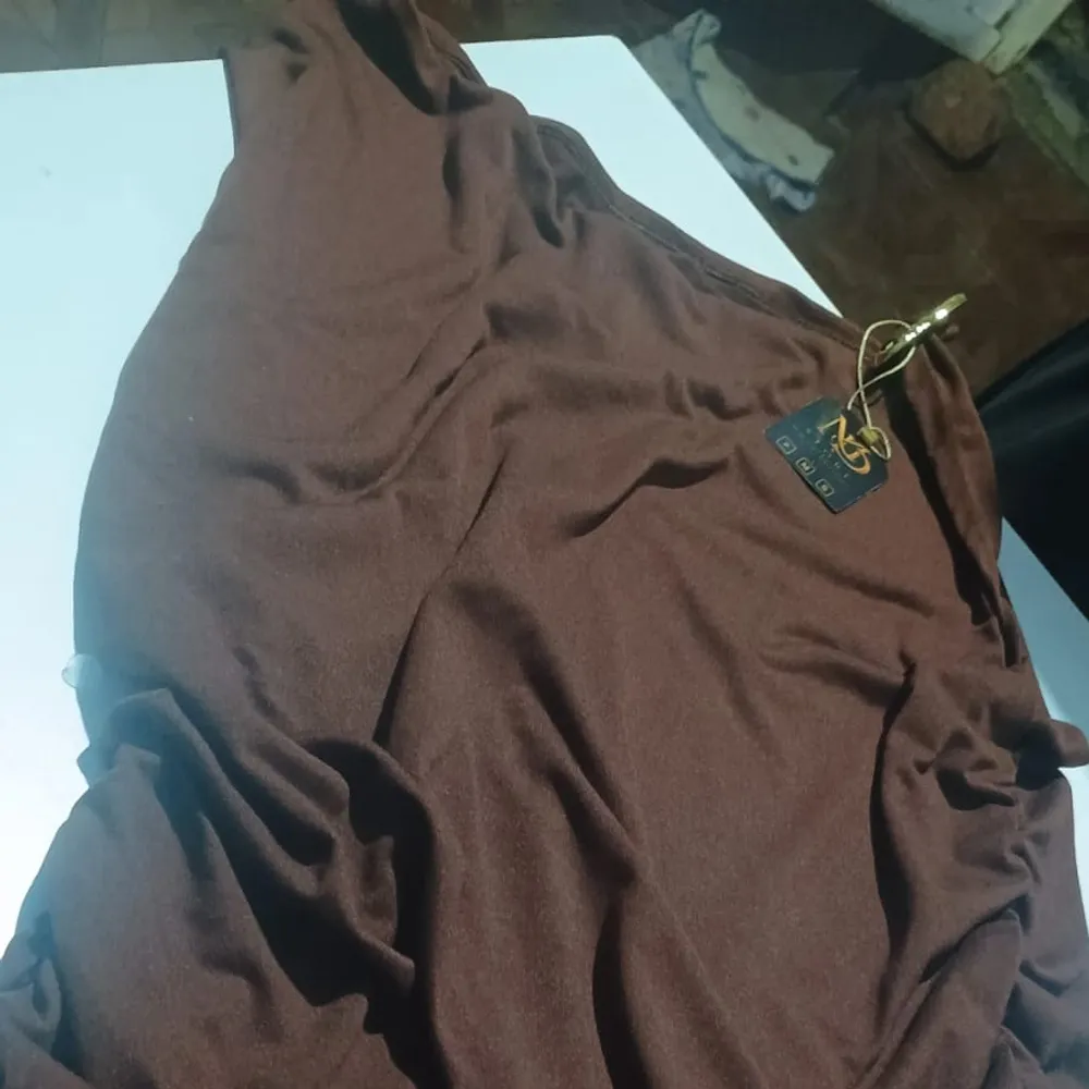blusa acimetrica suede