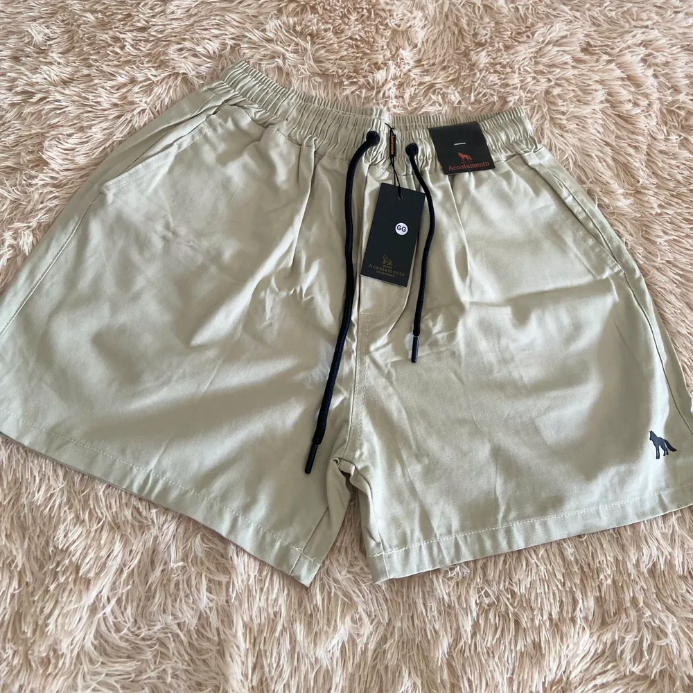 SHORT SARJA