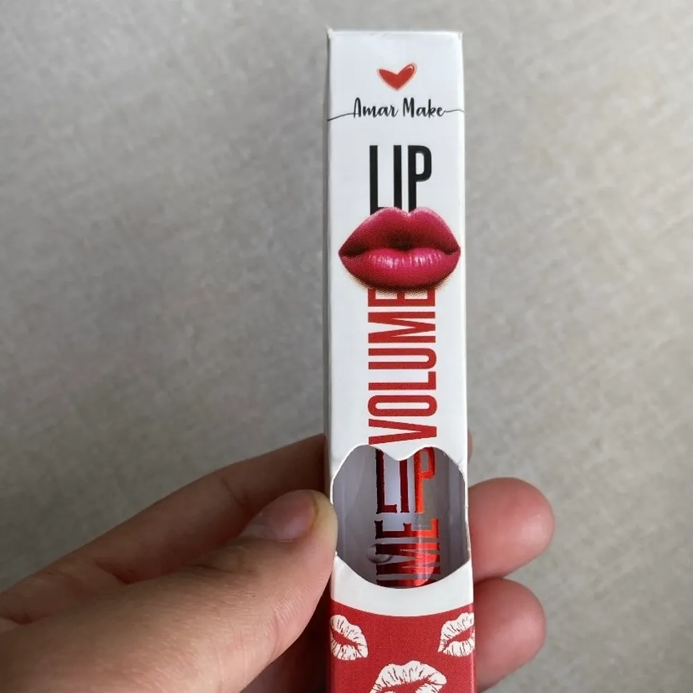Gloss lip volume 
