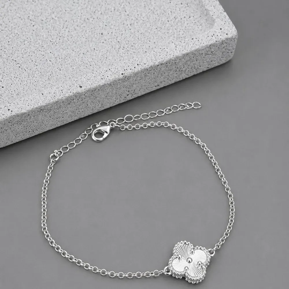Pulseira Trevo Clover 