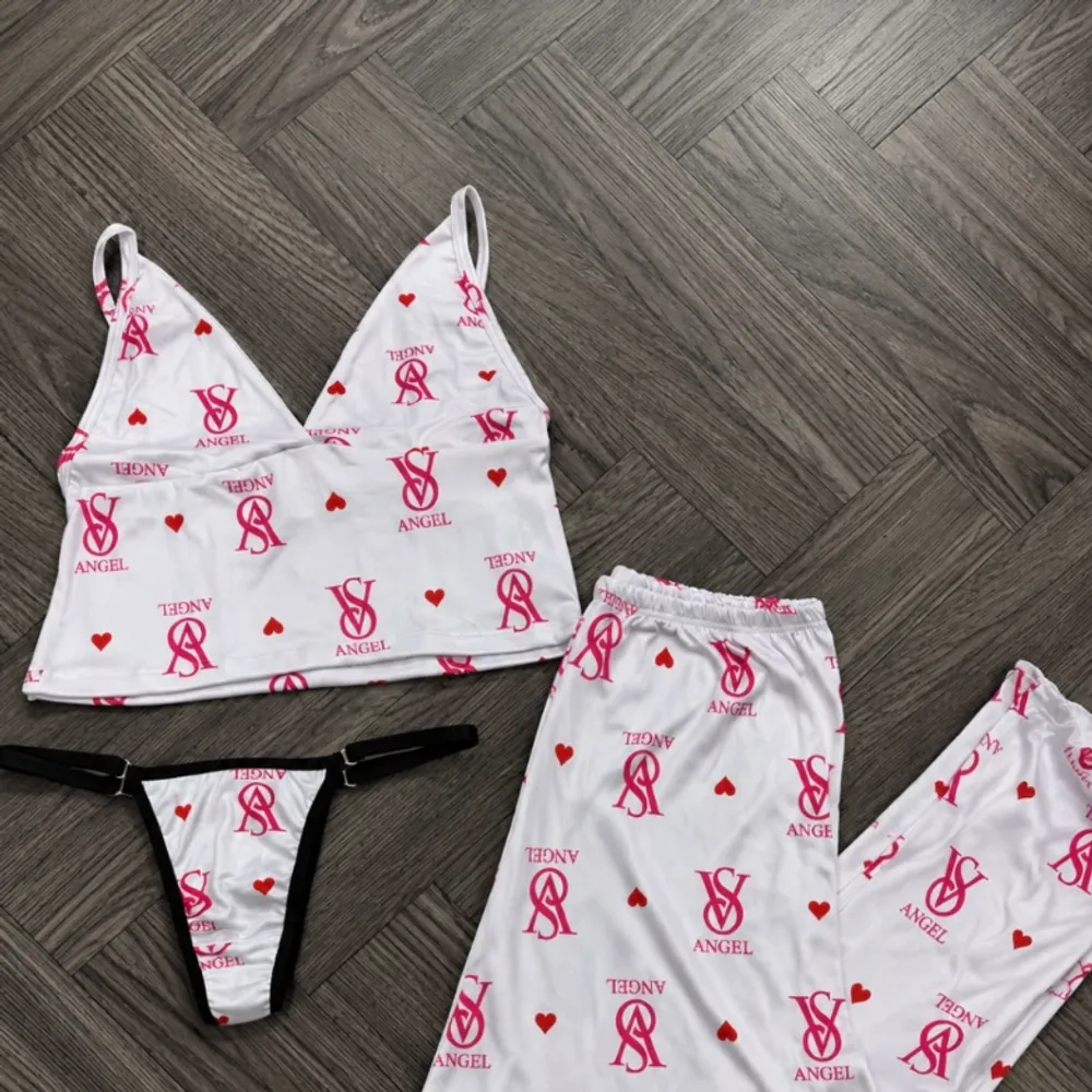 Pijama Vitoria'Secret Branco 3 Peças 