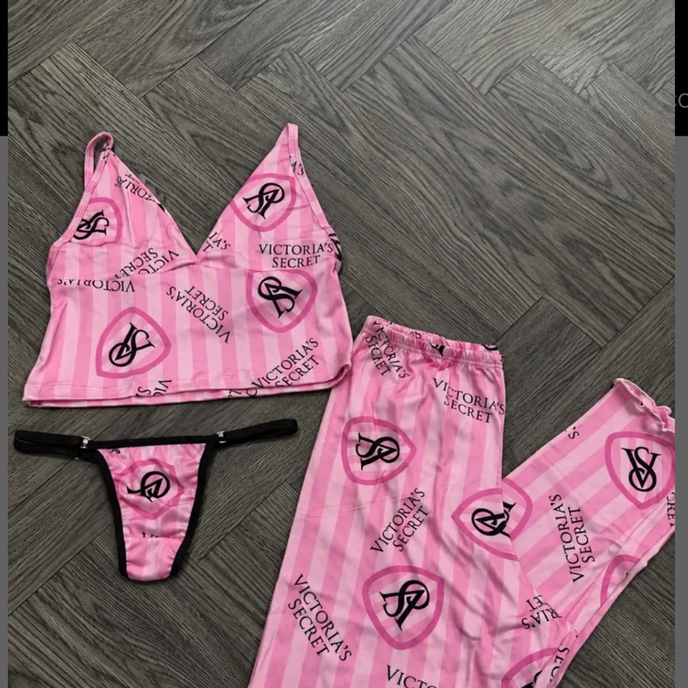 Pijama Victoria'Secret rosa 3 Peças 