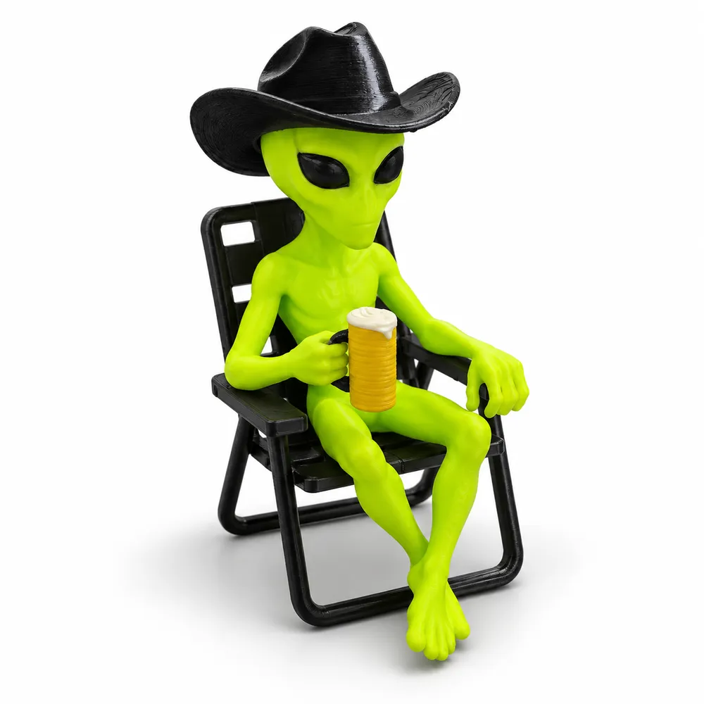 Boneco Alien Cowboy Tomando Cerveja
