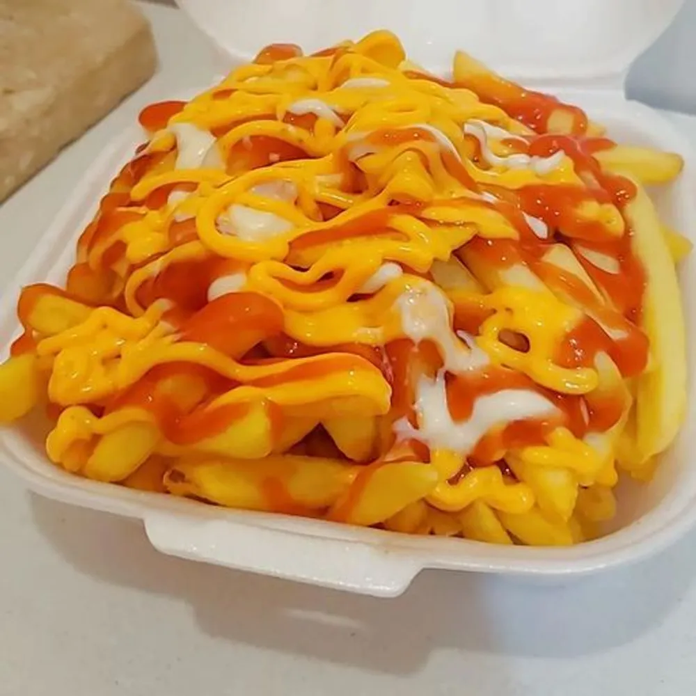 BATATA COM MOLHOS