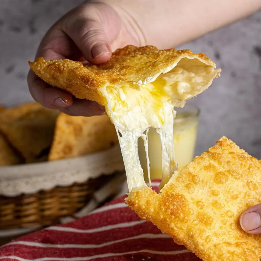 PASTEL DE QUEIJO