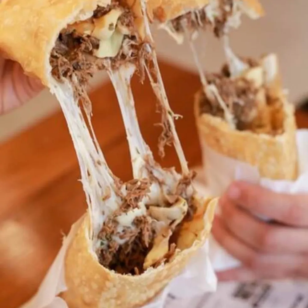 PASTEL CARNE COM QUEIJO