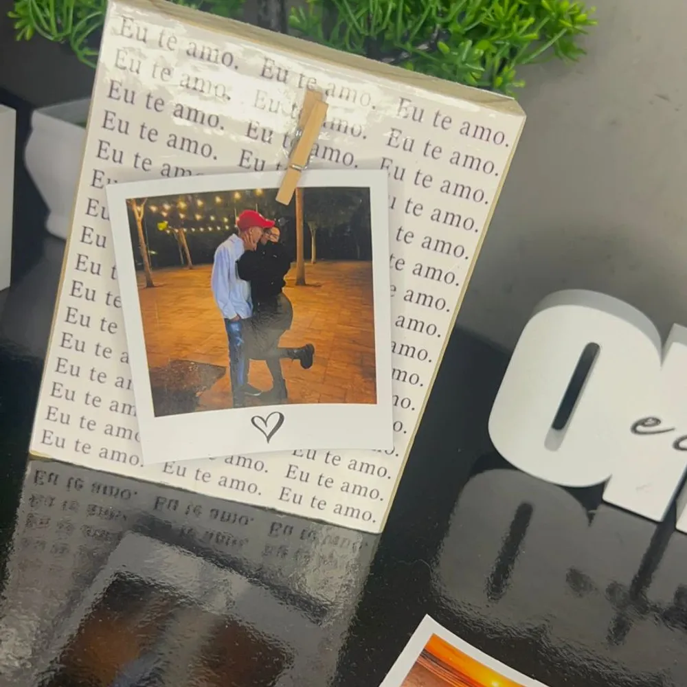 Quadro de mesa "Eu te amo"