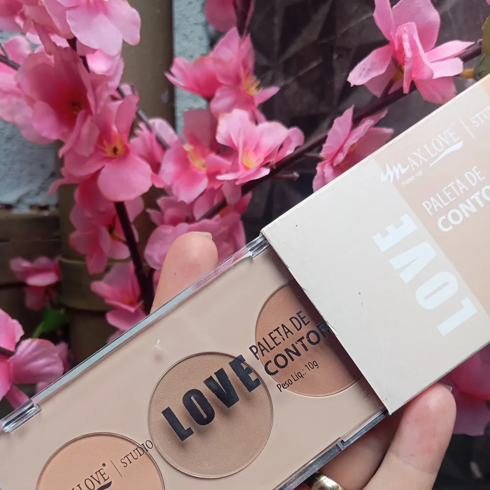 Paleta de Contorno Max love 