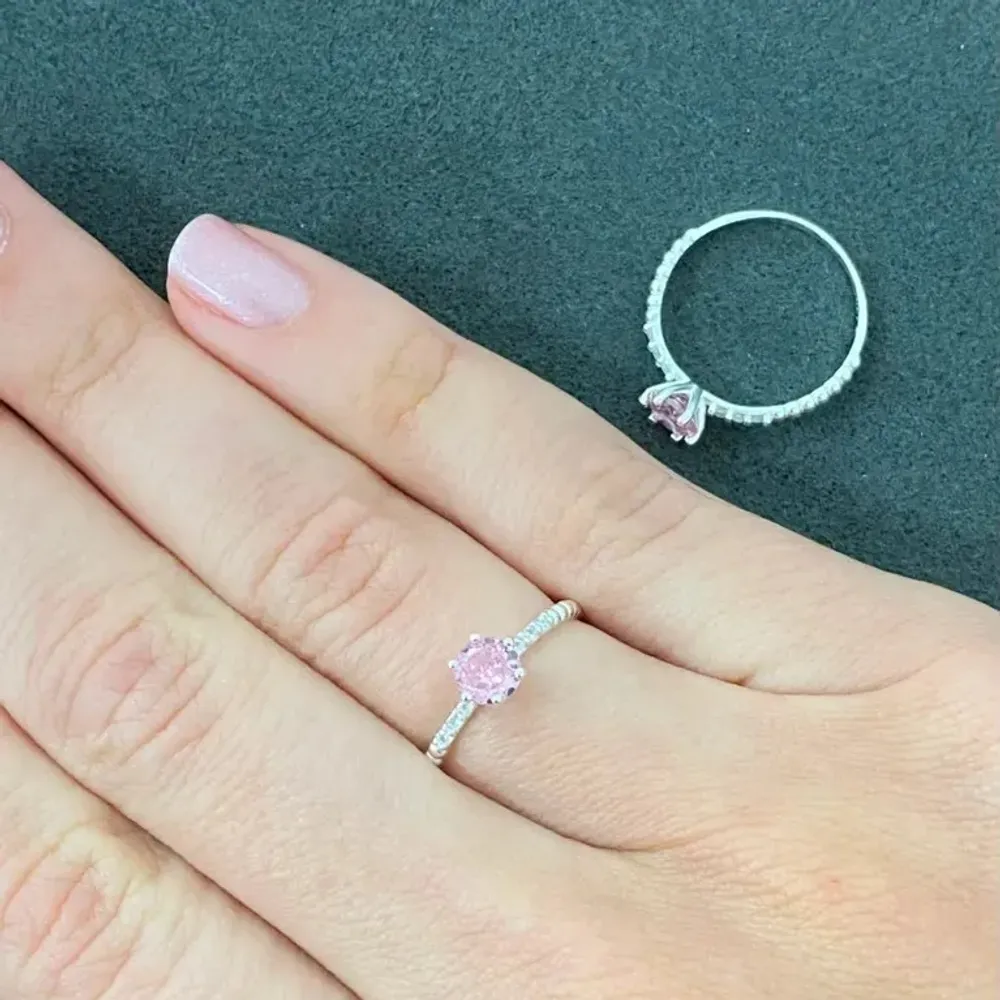 Anel diamante rosa