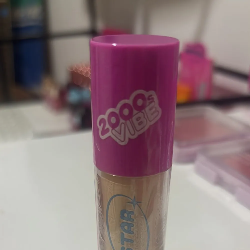 Corretivo Ruby Rose ( Pop Star) C55