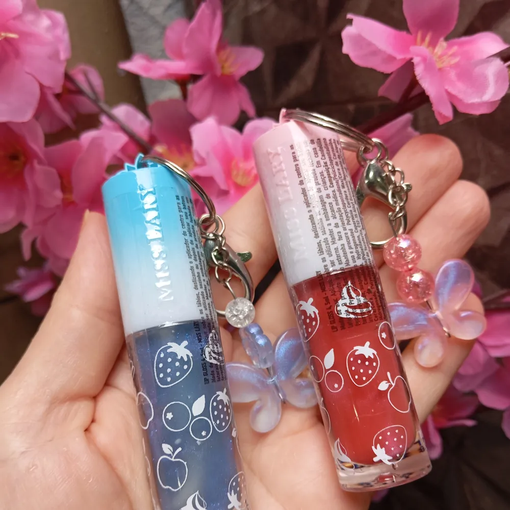 Gloss Miss Lary chaveiro borboleta 