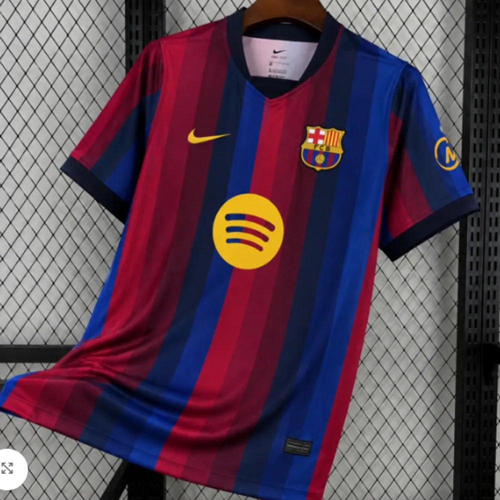 Barcelona Casa 26-27