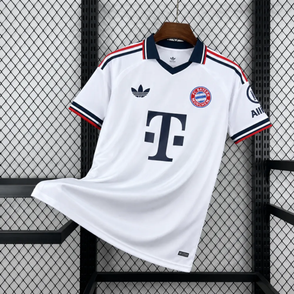 BAYERN MUNCHEN II 26-27