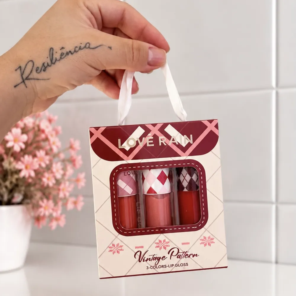 Kit Gloss Labial Love Rain – Vintage Pattern 