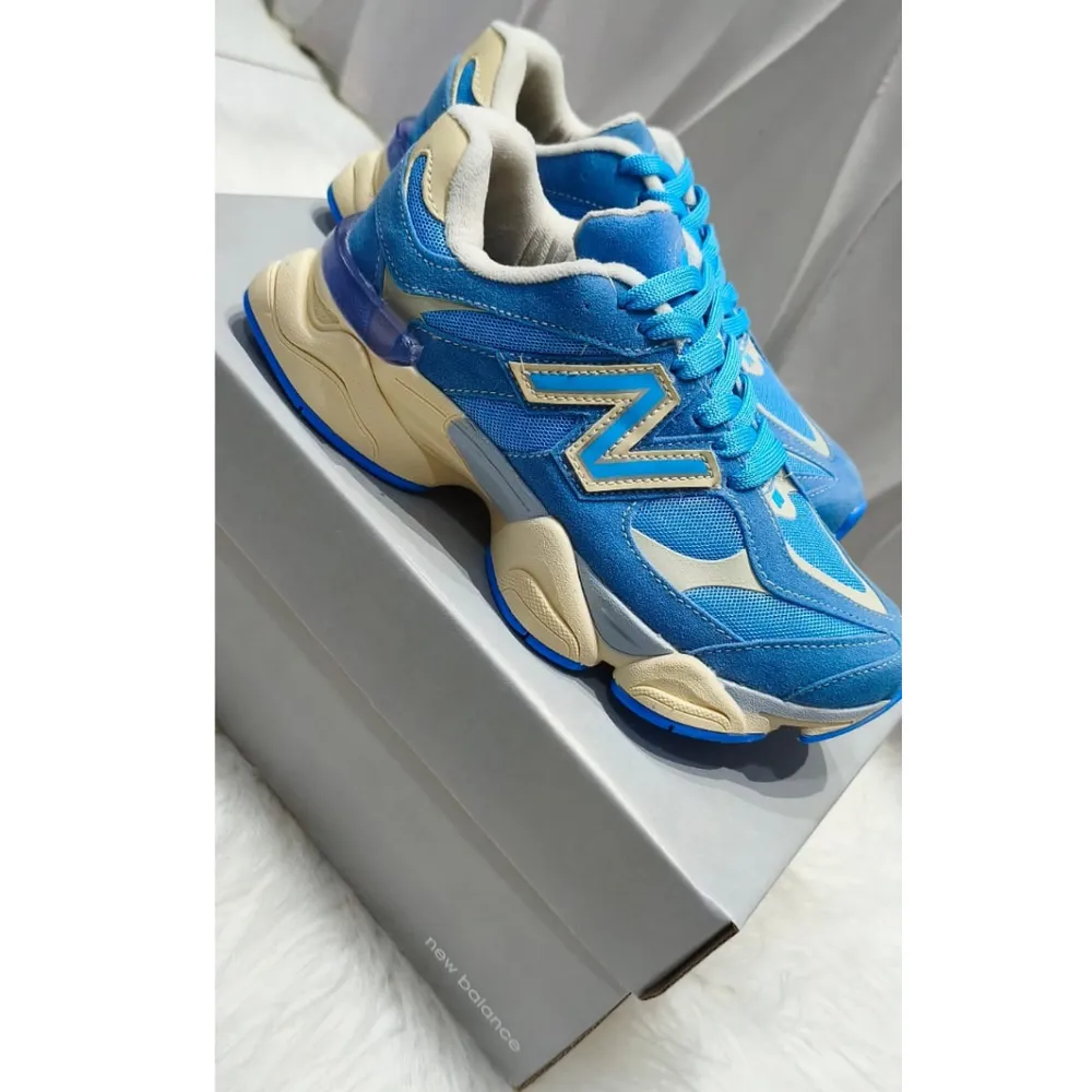 New Balance 9060