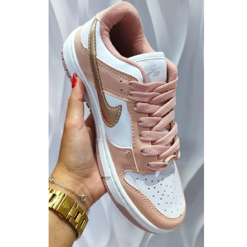 Nike Air Dunk