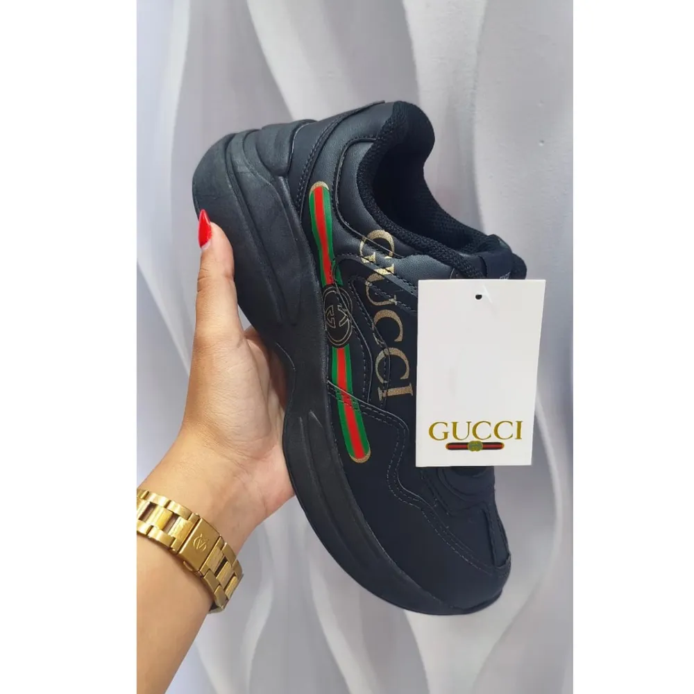 Tênis Gucci Rhyton