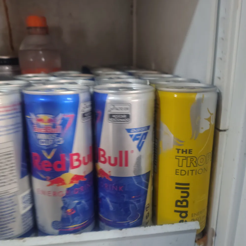 Red Bull lata 