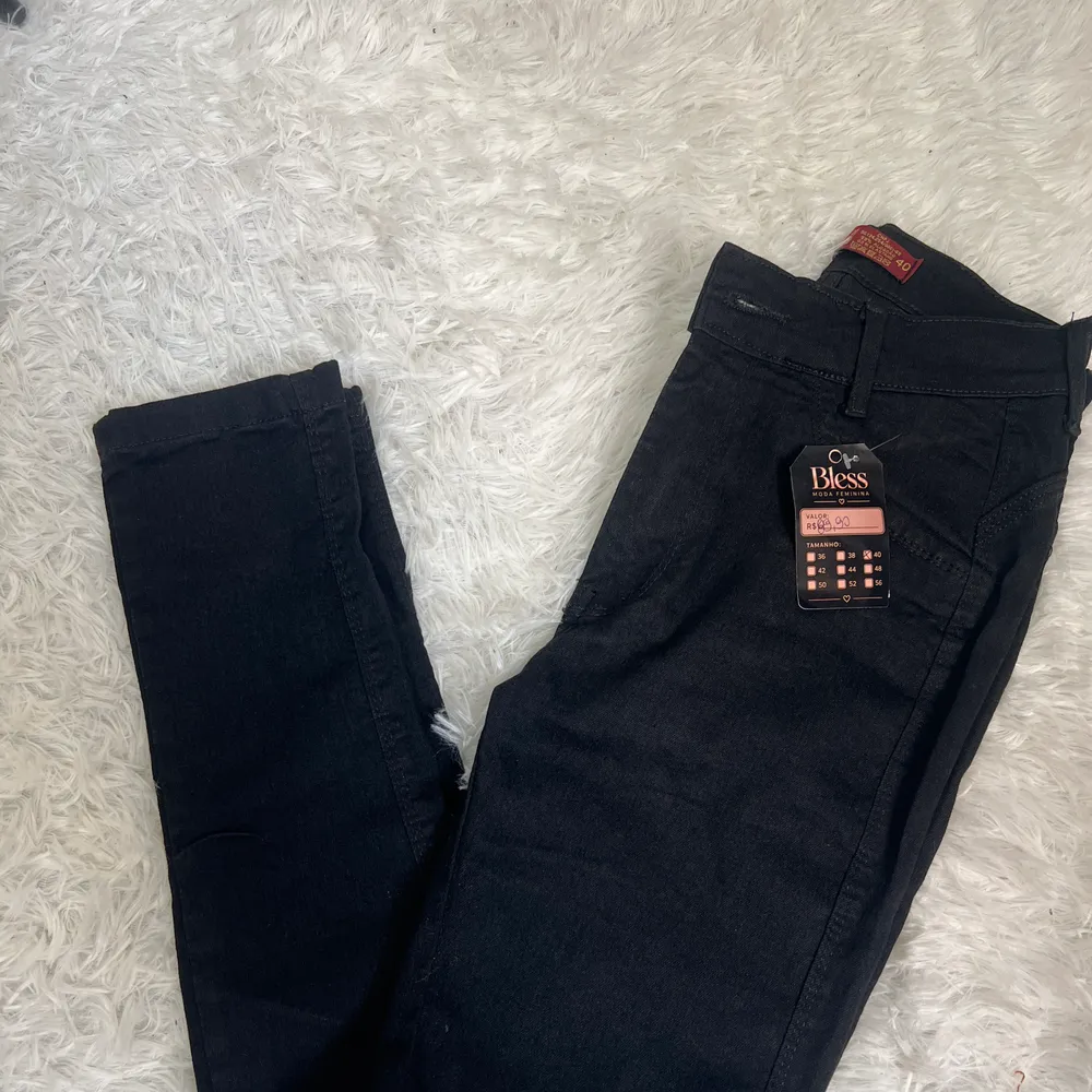 Calça skinny preta