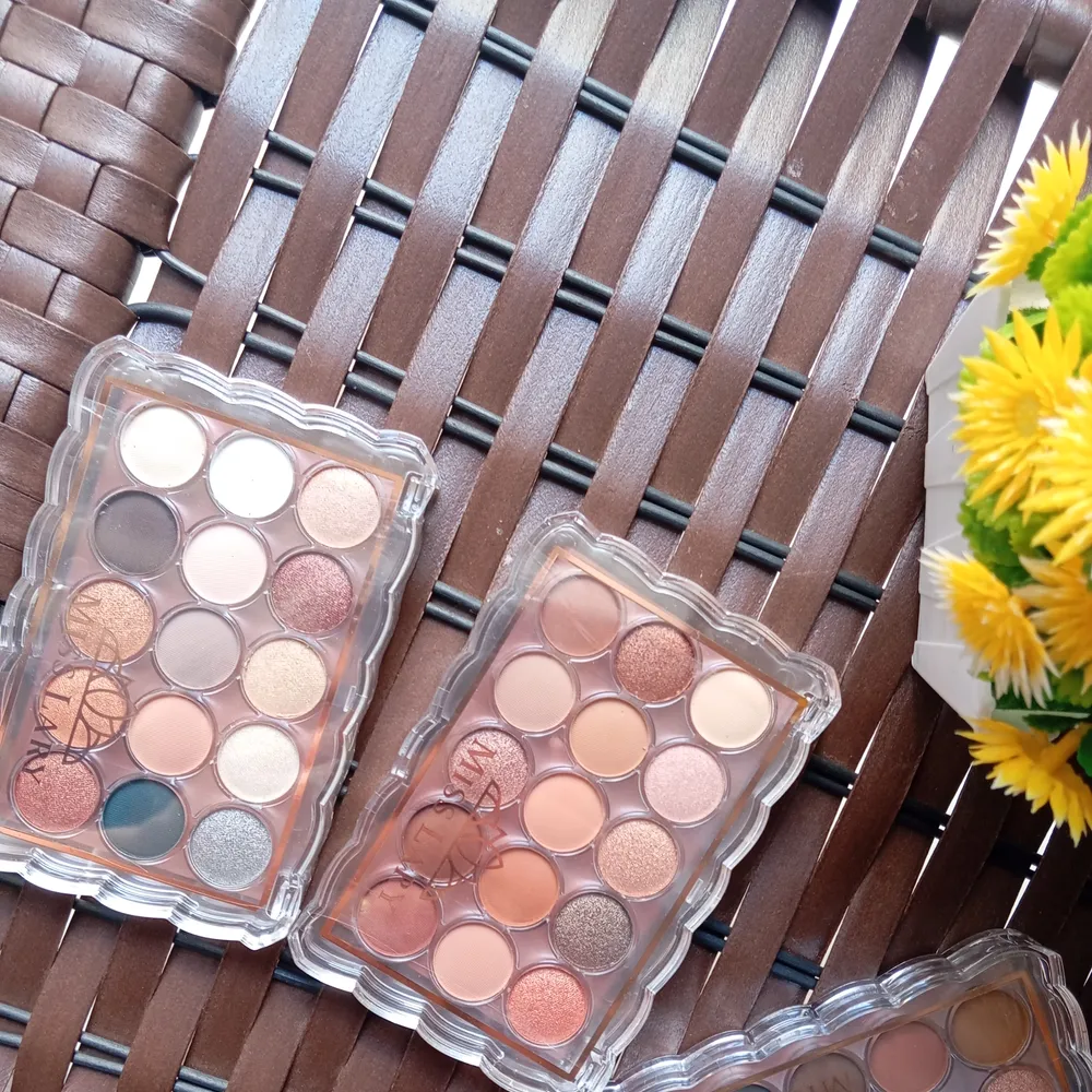 Paleta de sombras Miss Lary 