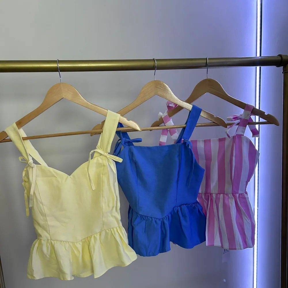 Bata Elis (Amarelo manteiga) T.: Único
