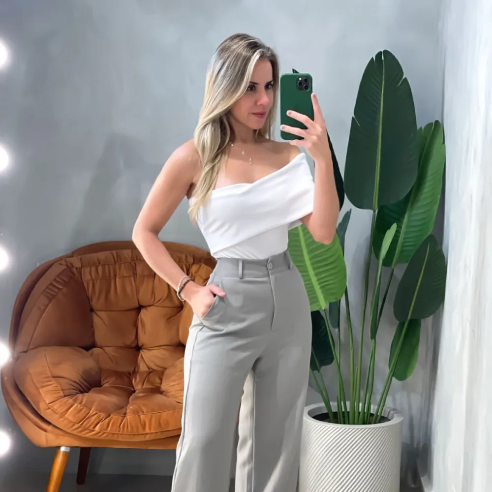 Calça Pantalona em Louis Twill Lara Ref. 2029 (P, Cinza)