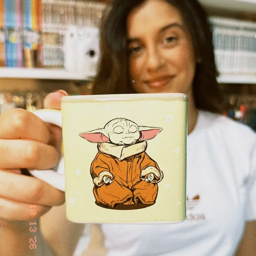 CANECA BABY YODA