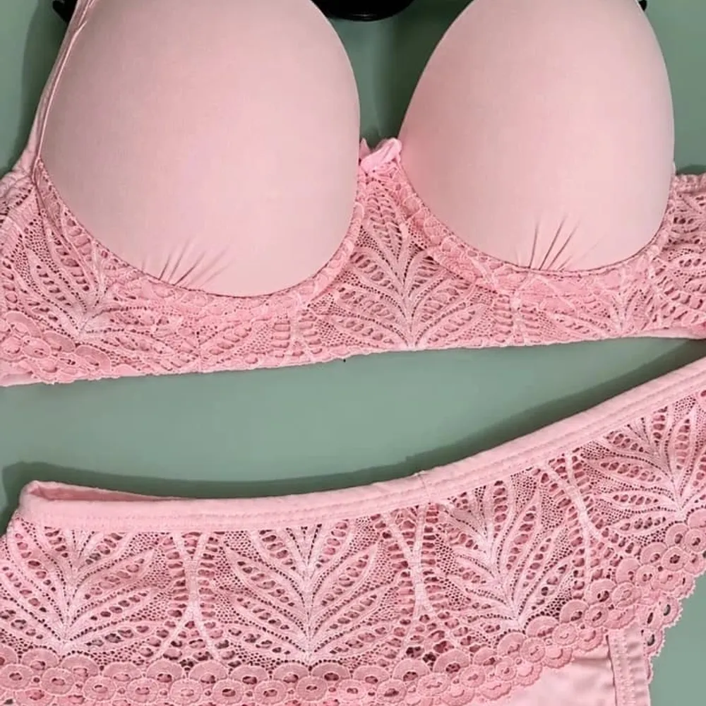 Conjunto bojo rosa